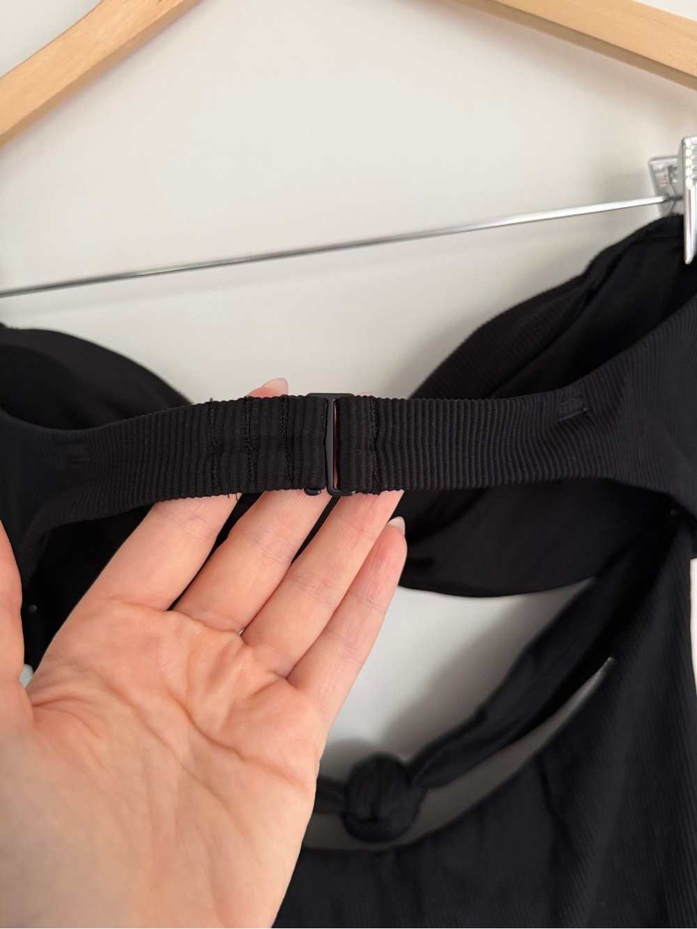 Aerie Black Ribbed Cutout One-Piece Swimsuit | Knotted Detail | Size Large - Picture 5 of 6